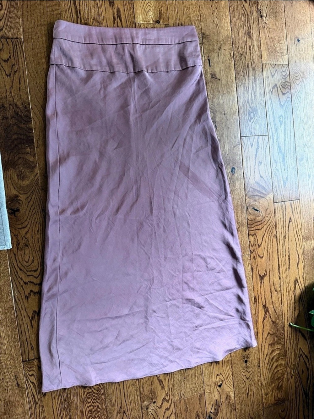 Midi silk skirt